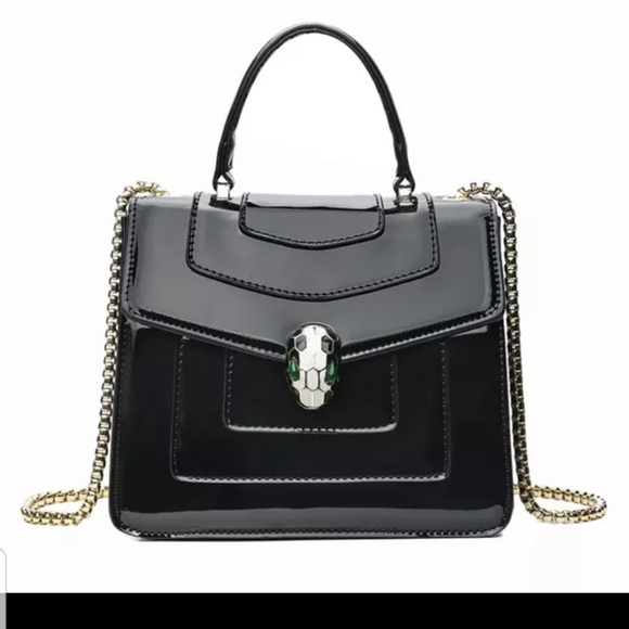 Beautiful luxury design purse - Picture 2 of 2